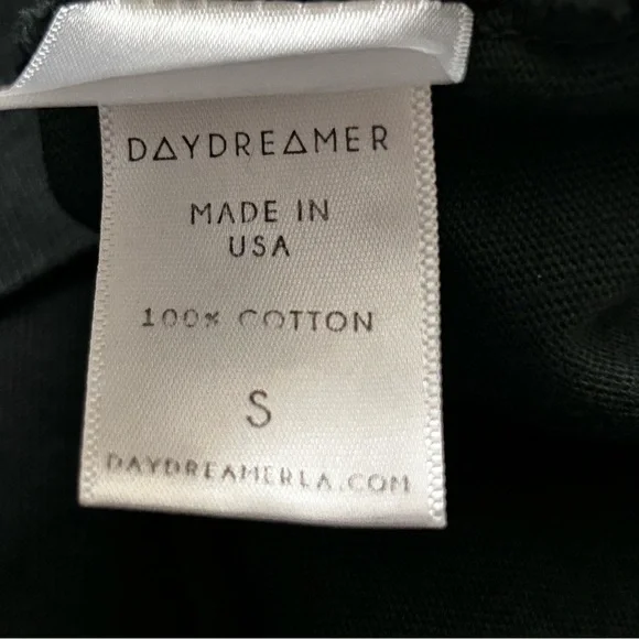 Daydreamer Def Leopard Long Sleeve Crewneck Tee - Picture 5 of 8